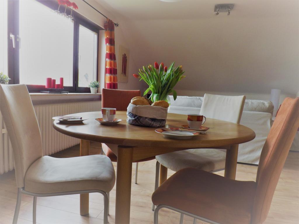 Feriendomizil Am Rheinbogen Apartment Altlussheim Екстериор снимка