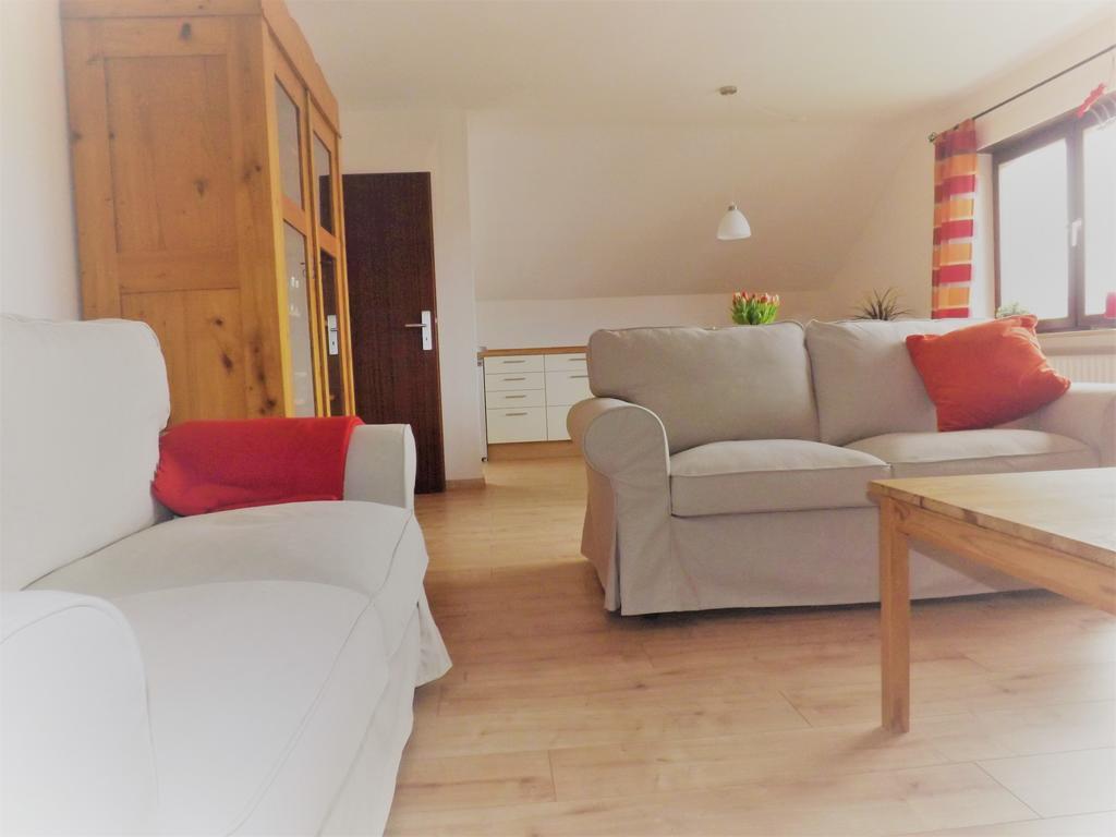 Feriendomizil Am Rheinbogen Apartment Altlussheim Екстериор снимка